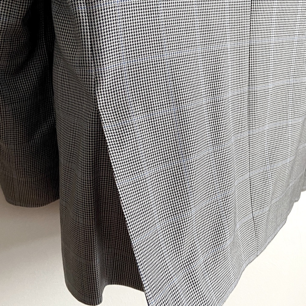 Jos A Bank Signature
Collection Mens 44R Wool/Silk
Plaid Blazer Sport Coat - Picture 5 of 12